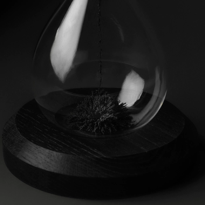 Magnetic hourglass "Infinity" on a stained oak stand, 30 seconds